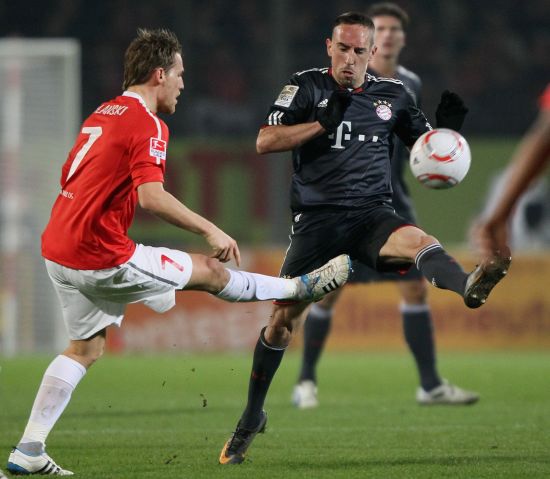 不仅需要执 不仅需要执